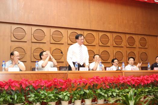 //itcs.pgdianziyouxi.com/news/2009/2009035/2009035_clip_image001_0000.jpg